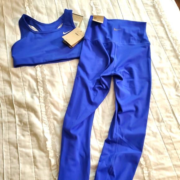 Bundle of Yoga's Legging set with top - Picture 5 of 10